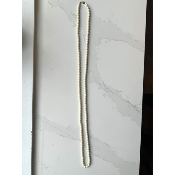 Extra Long Vintage Faux Pearl Necklace - Picture 5 of 11